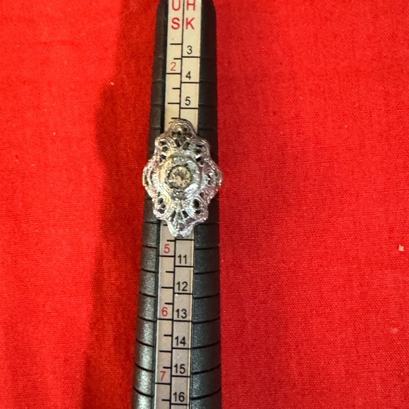 Vintage Silver Filigree Ring with Rhinestone Setting, sz4 - Picture 2 of 4